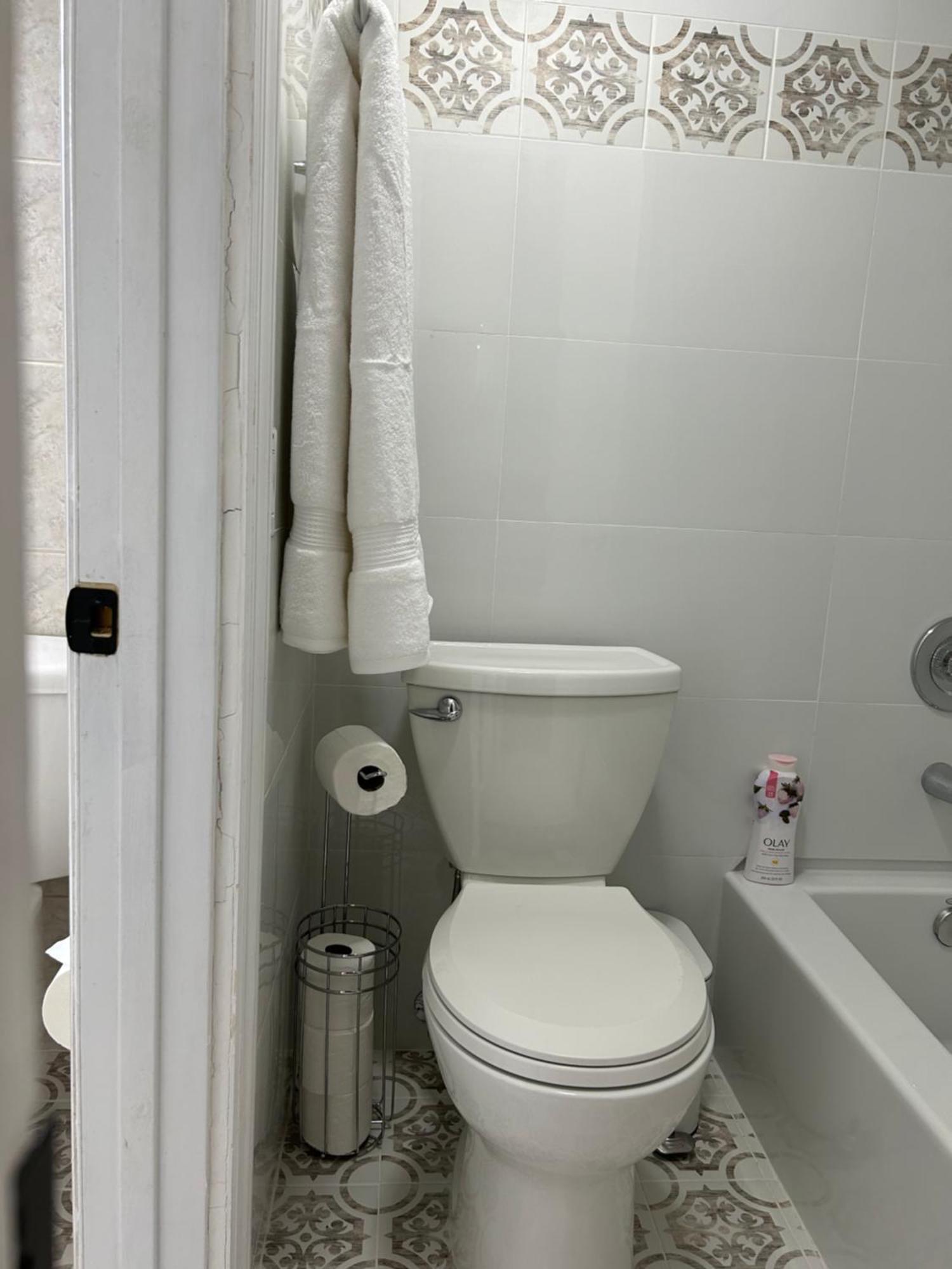 Beautiful Apartment With Very Elegant Colonial Decoration Tamiami Exterior photo